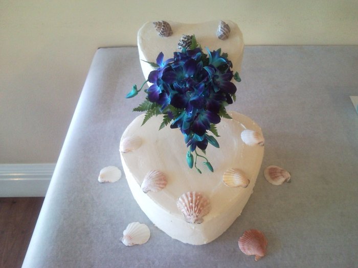 Wedding Cake Two Hearts Sea Shell
