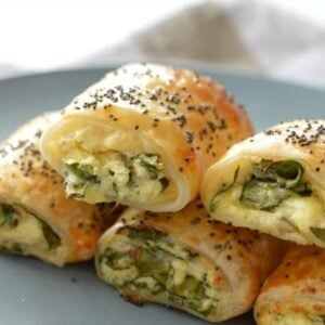 SAUSAGE ROLL- Spinach & Cheese
